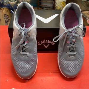 Women’s golf shoes